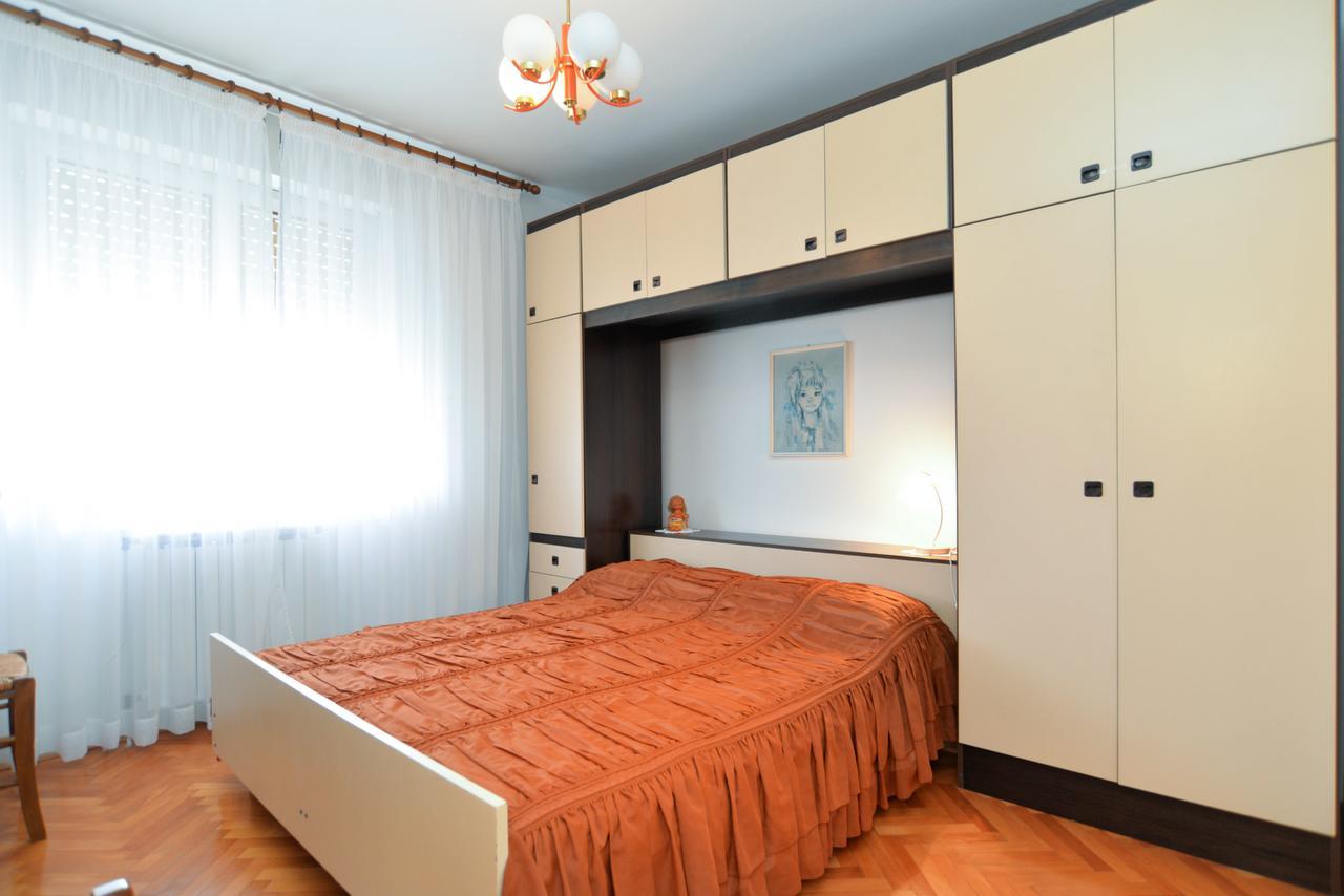Apartment & Room Tanja 1552 Pula Extérieur photo